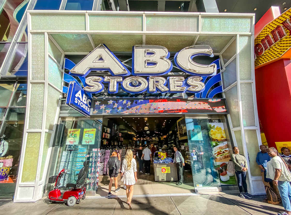 10 Grocery Stores on The Las Vegas Strip (Grocery Store Map) 9 abc stores las vegas strip