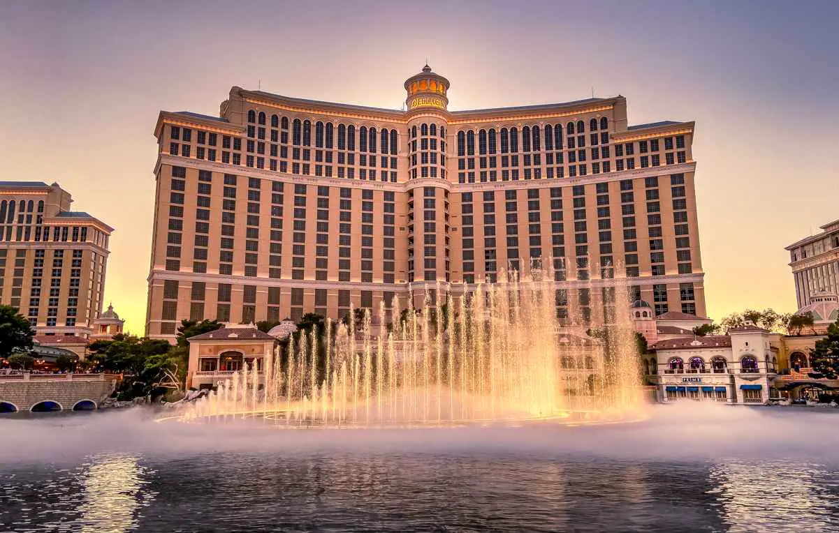 Bellagio Fountain Schedule & Song List (2025 Show Times) 2 bellagio fountain show times today