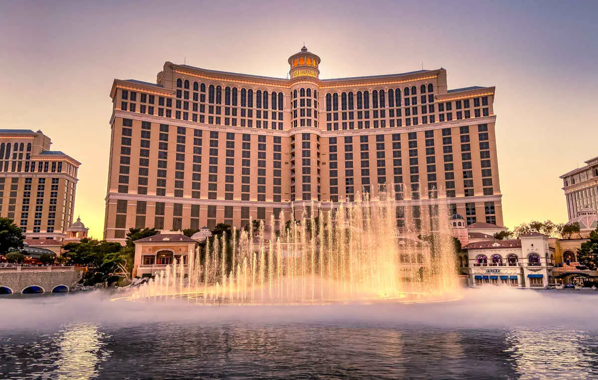 Where Does the Bellagio Fountain Water Come From? (Surprising!) 2 Bellagio Fountain Water Source