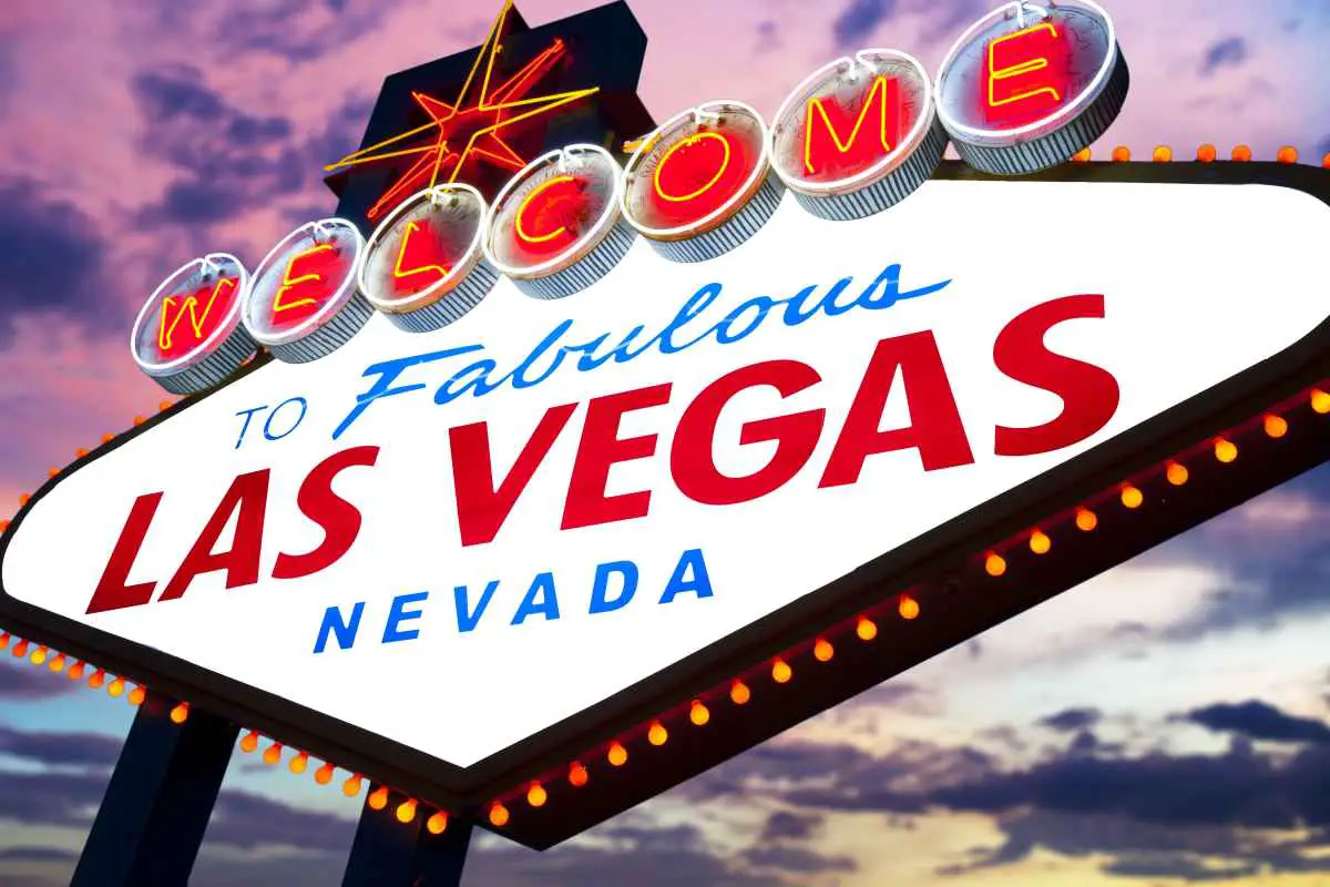 Best Time to Visit Vegas? Here's What the Data Says 1 Best Time to Visit Vegas
