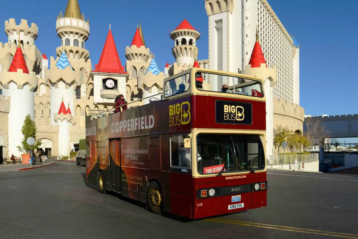 Discover The Best Things to Do in Vegas — No Gambling Required! 8 Big Bus Tour of Las Vegas