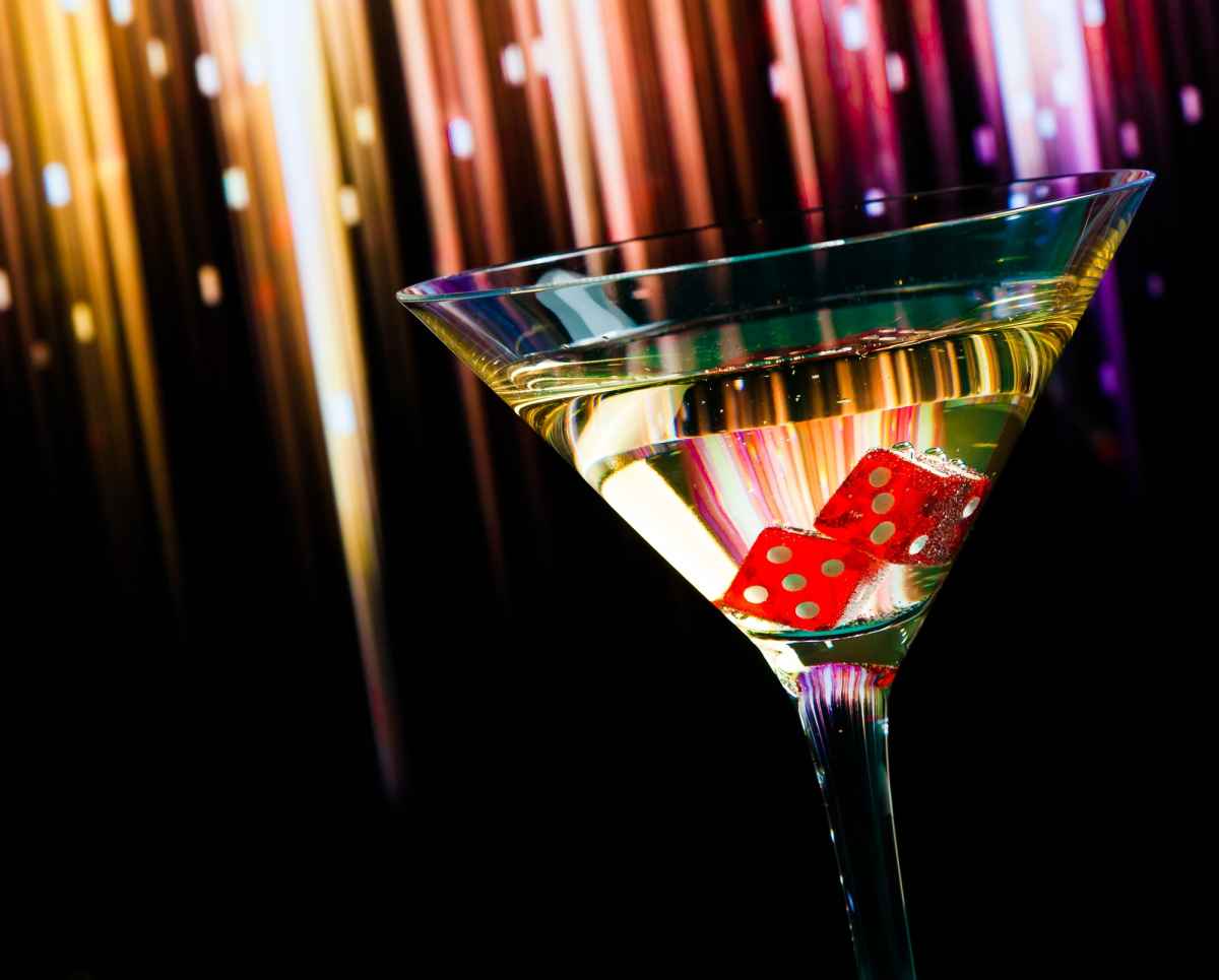 Vegas Hotels: Can You Bring Your Own Alcohol? (Explained) 1 Can You Bring Your Own Alcohol to Vegas Hotels?