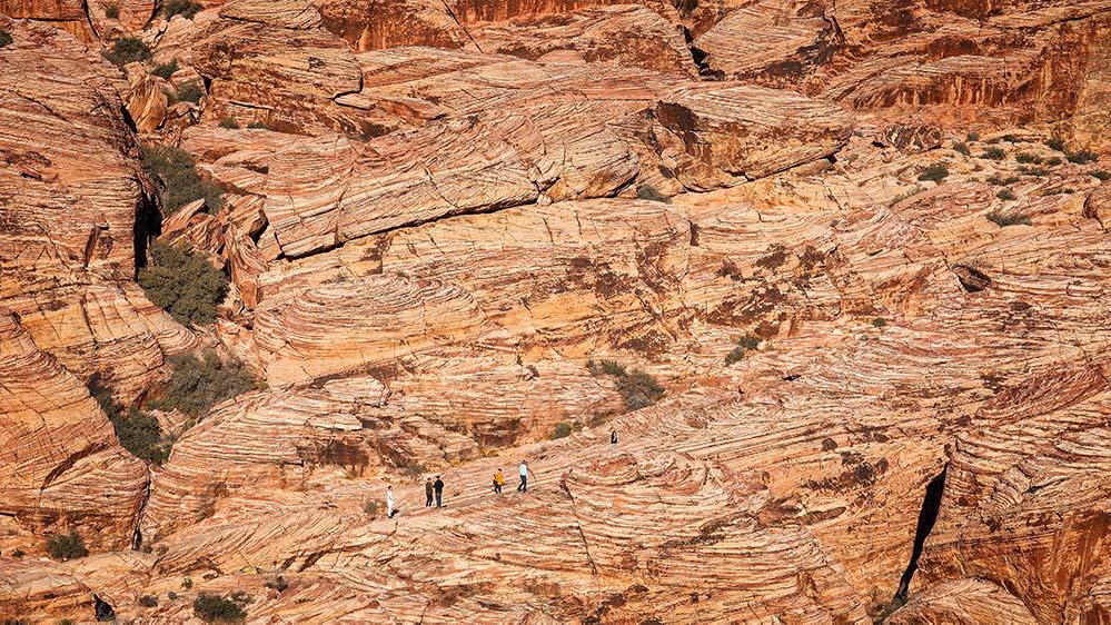 Getting to Red Rock Canyon From Las Vegas (Stops & Hikes) 6 Hiking at Calico Basin in Red Rock Canyon