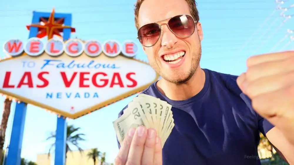 8 Times You Should Never Gamble in Vegas 6 How to Bring and Carry Money in Las Vegas (Explained)