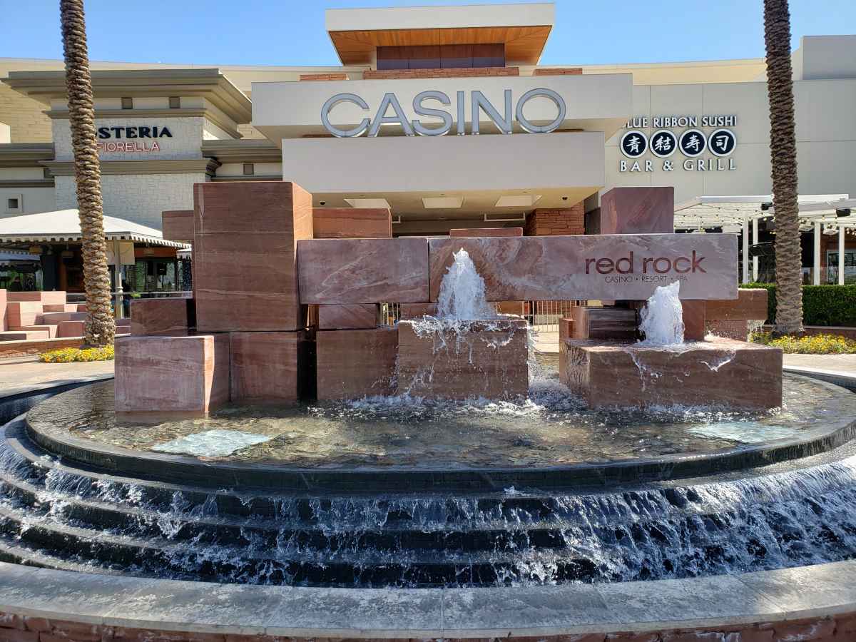 6 Casinos Las Vegas Locals Go To Gamble (Revealed!) 1 Casinos Las Vegas Locals Go To Gamble (Red Rock Casino)