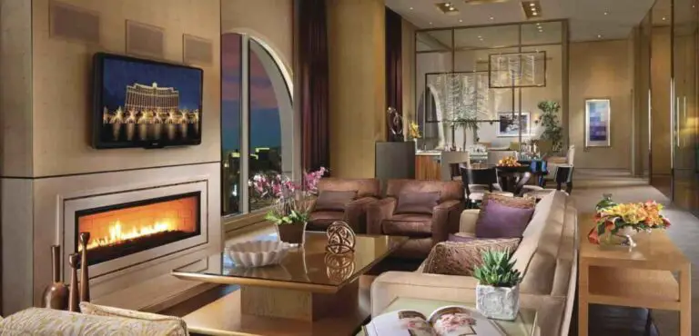 Craziest Hotel Rooms in Vegas | Chairman's Suite Bellagio