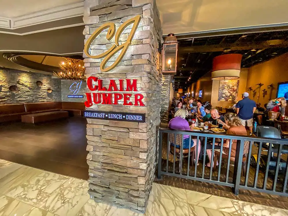 9 Best Cheap Eats on Fremont Street (Downtown Vegas) 8 Claim Jumpers Steakhouse inside of the Golden Nugget on the Fremont St Experience.