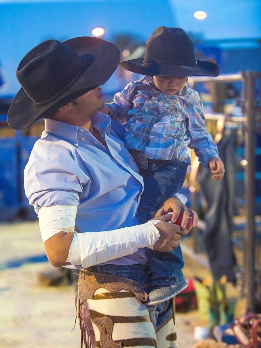 Where To Buy Cowboy Hats & Boots In Las Vegas (Vegas Western Wear) 3 Cowboy hats for the whole family in Las Vegas