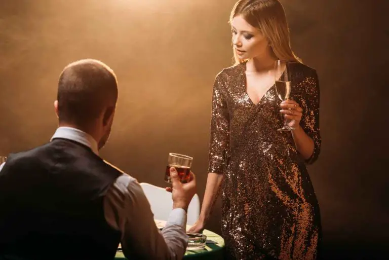 Do People Still Dress Up in Las Vegas (Las Vegas Dress Code)