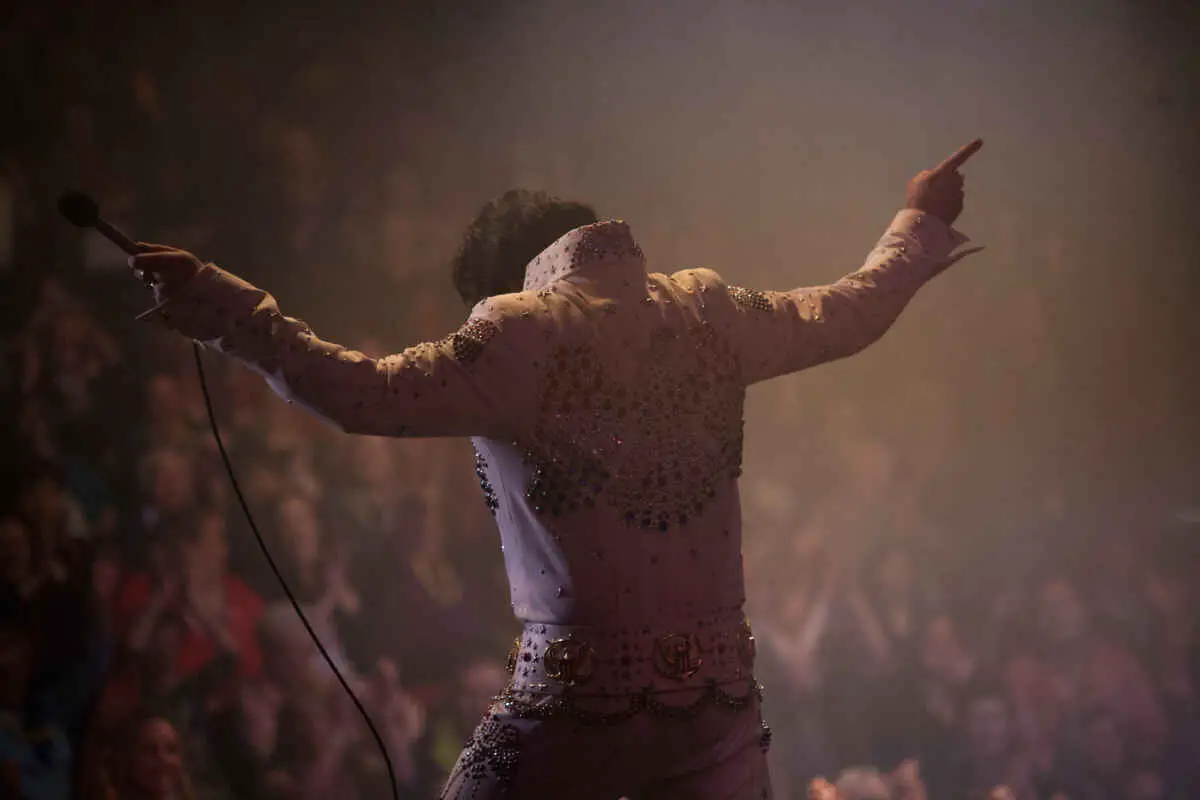 All Shook Up Vegas: A Must See Elvis Tribute Experience 2 The Elvis tribute show in Las Vegas is All Shook Up