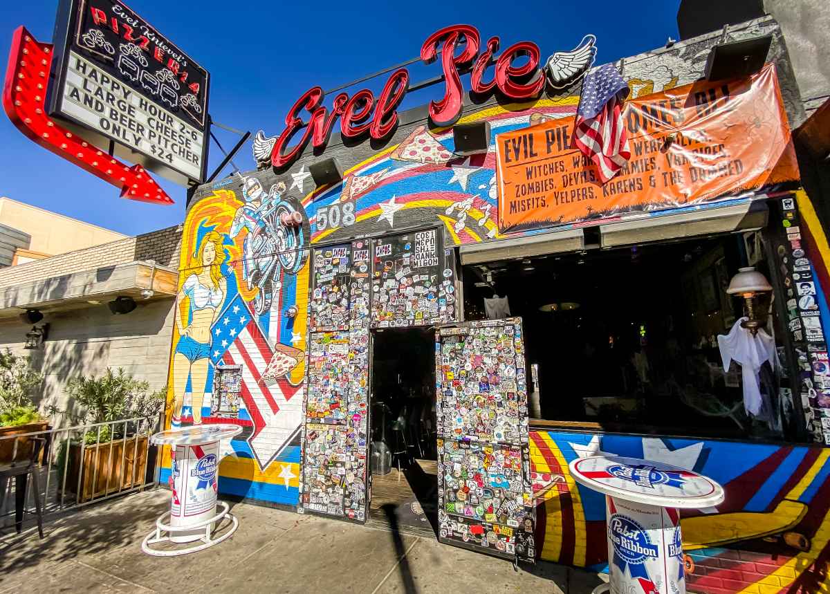 How to Be a Las Vegas Insider: Secrets from the Locals 3 Evel Pie in Las Vegas