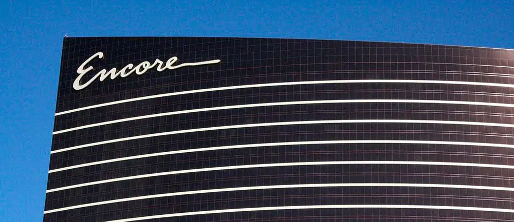 14 Mistakes to Avoid in Las Vegas: Don't Do These Things! 10 Expensive hotel in Las Vegas, Encore exterior