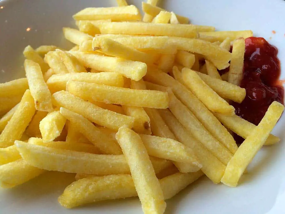 14 Mistakes to Avoid in Las Vegas: Don't Do These Things! 4 Greasy fast food french fries