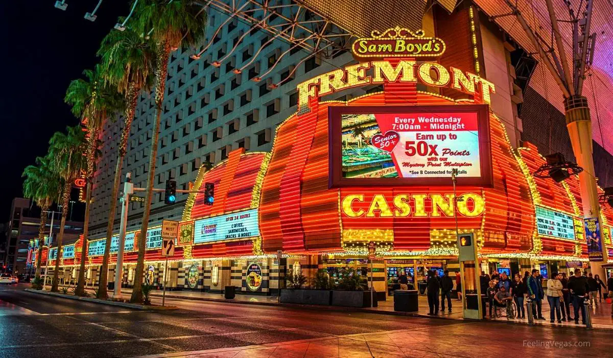 7 Common Las Vegas Tourist Traps (And How to Avoid Them) 2 Sam Boyd's Fremont Casino in downtown Las Vegas