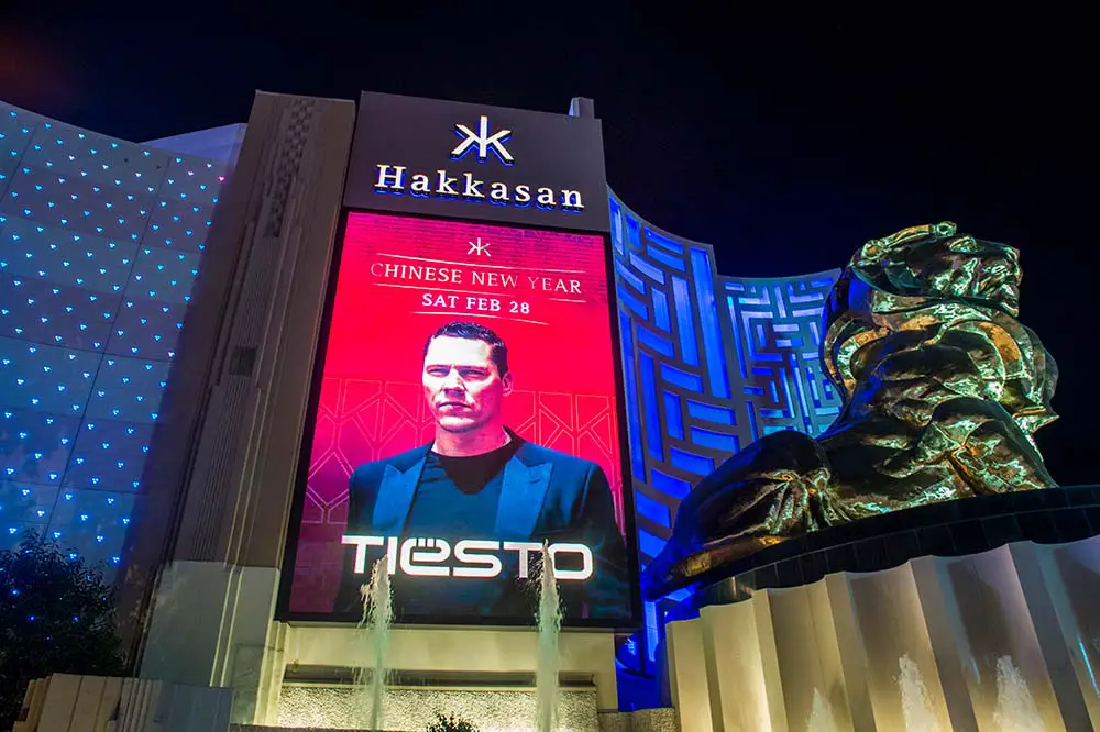 Hakkasan Nightclub Dress Code (What to Wear to Hakkasan) 2 Hakkasan at MGM Grand: Hakkasan nightclub dress code