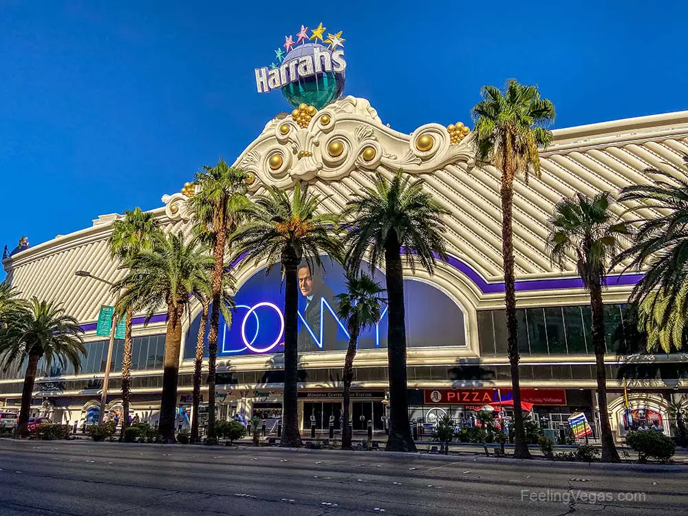 Las Vegas Hotels: On Strip, Off-Strip & Downtown Hotels 75 Does Harrah’s Las Vegas Have balconies?