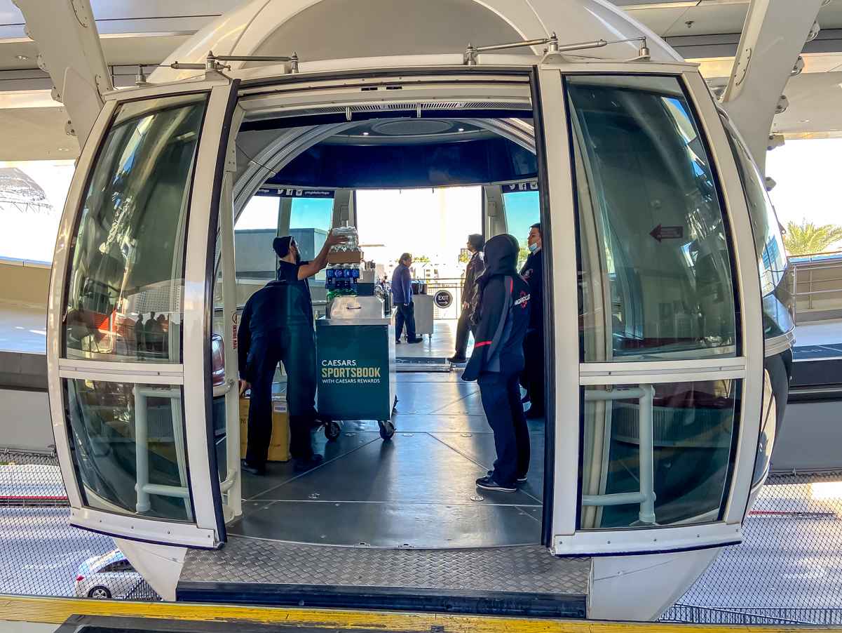 Seats on The High Roller in Las Vegas (What to Know) 3 The High Roller happy half-hour bar pod
