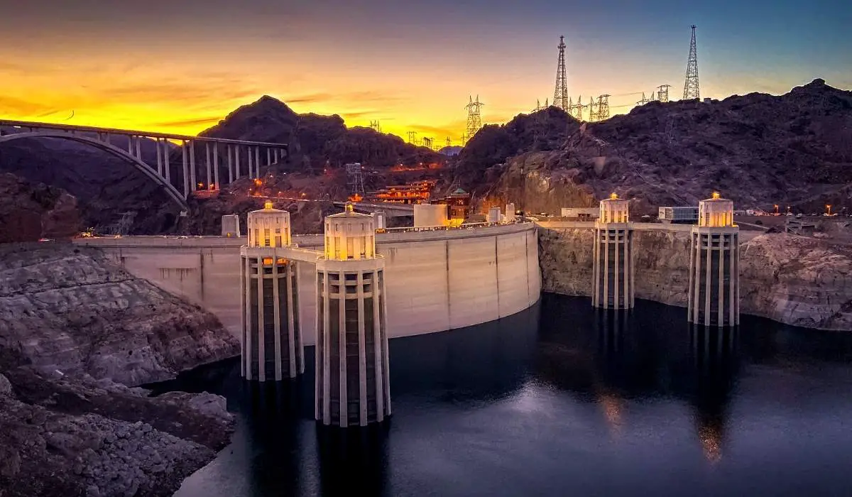 Unveiling Wonder: The Ultimate Hoover Dam Tour from Las Vegas 1 Hoover Dam at sunset near Las Vegas