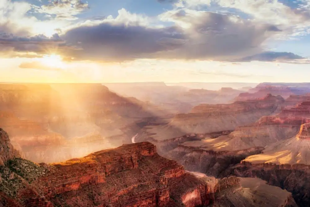 How Far Is The Grand Canyon From Las Vegas (North, South & West Rim Distance) 4 Hopi Point at the South Rim is an awe inspiring viewpoint.