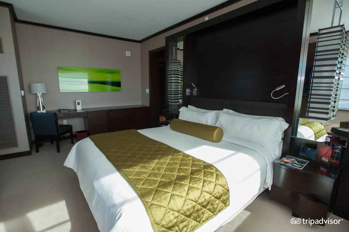 Vdara vs Aria (Prices, Rooms, Restaurants, & Nightlife) 9 Hospitality Two-Bedroom Suite at Vdara