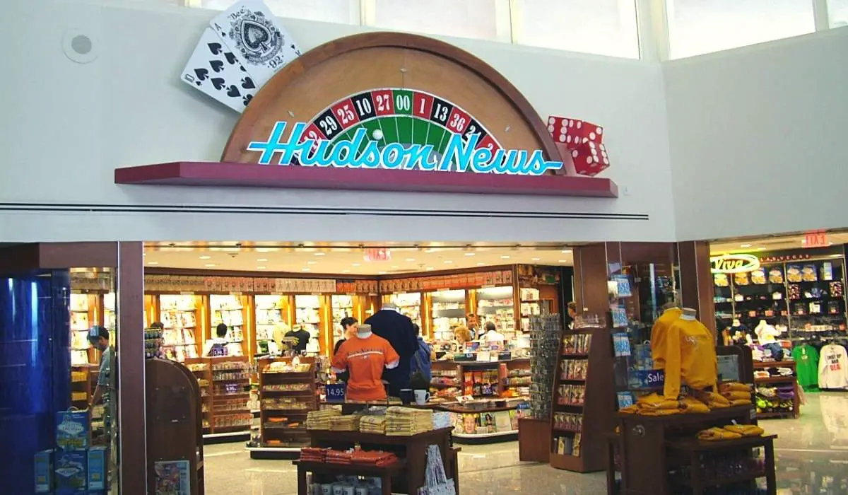 Shops in Las Vegas Airport (Stores & Brands at LAS) 2 Hudson News at the Las Vegas airport