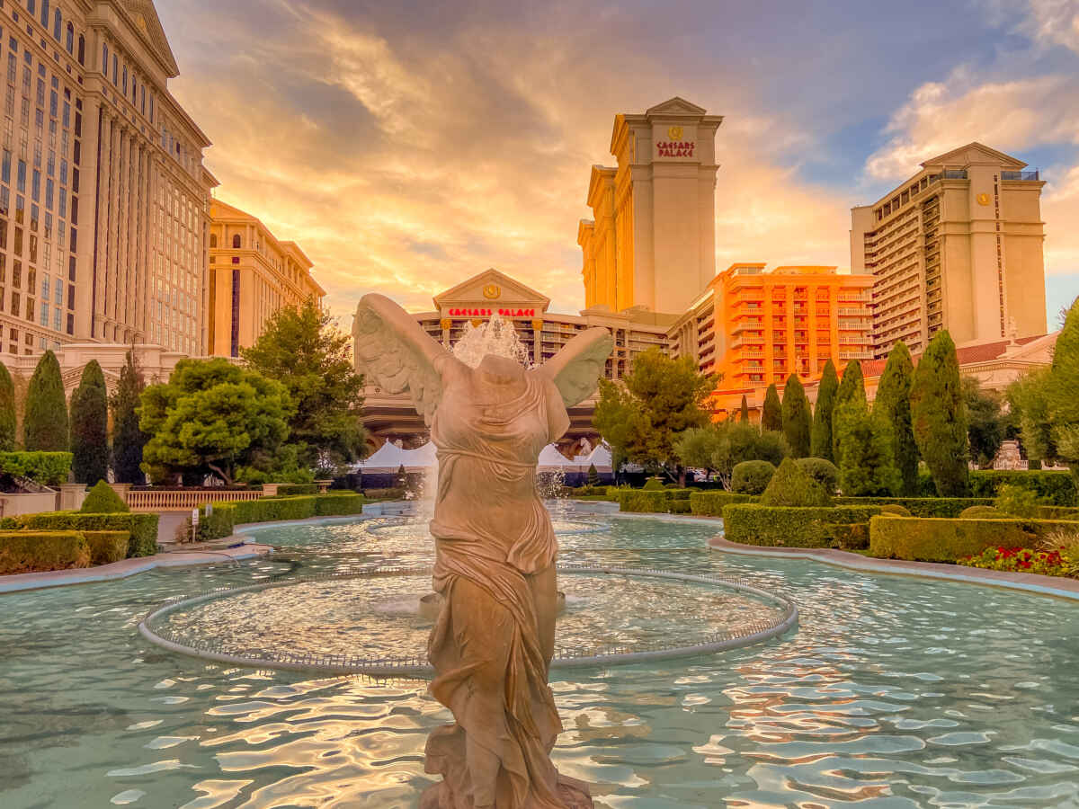 About Bryan Mullennix 10 Caesars Palace fountain at sunset