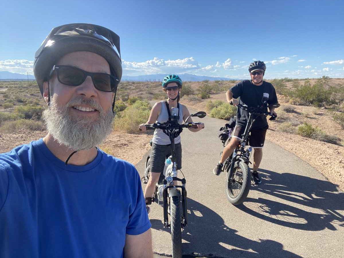 Why Is Las Vegas So Windy? (3 Reasons) 4 When hiking or biking in the desert surrounding Las Vegas, it's a good idea to check the wind conditions before heading out.