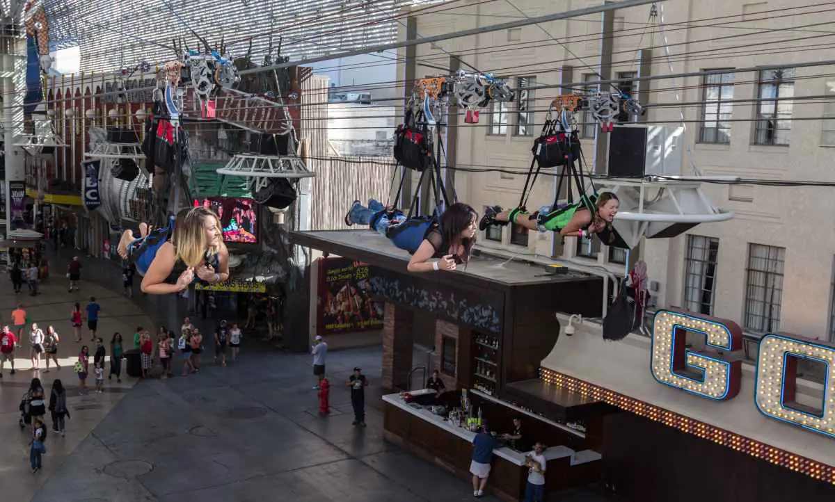 4 BEST Ziplines in Las Vegas (Ziplining Prices & Top Speeds) 5 Prices of ziplines in Las Vegas