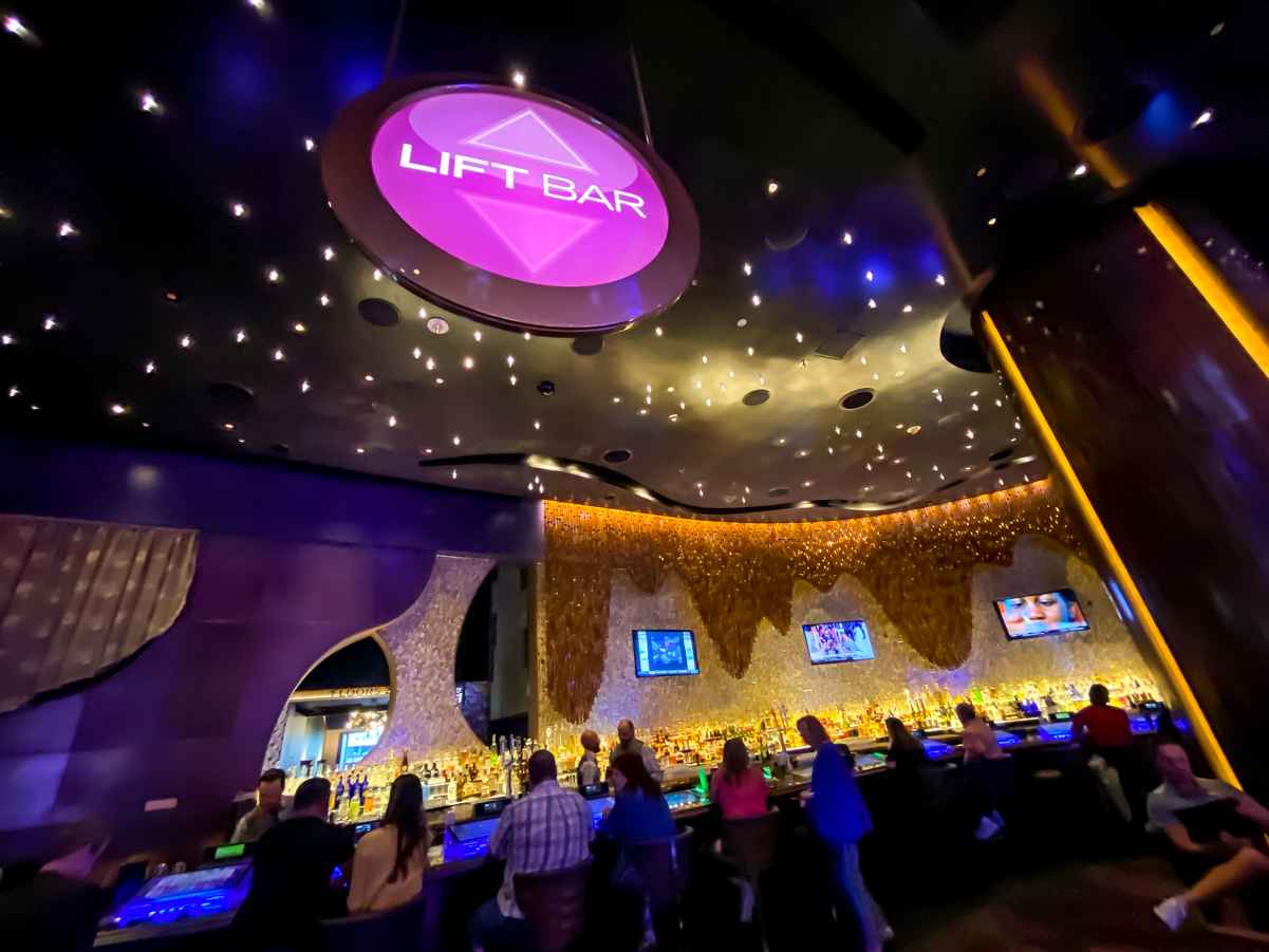Vdara vs Aria (Prices, Rooms, Restaurants, & Nightlife) 13 Lift Bar at Aria Resort & Casino