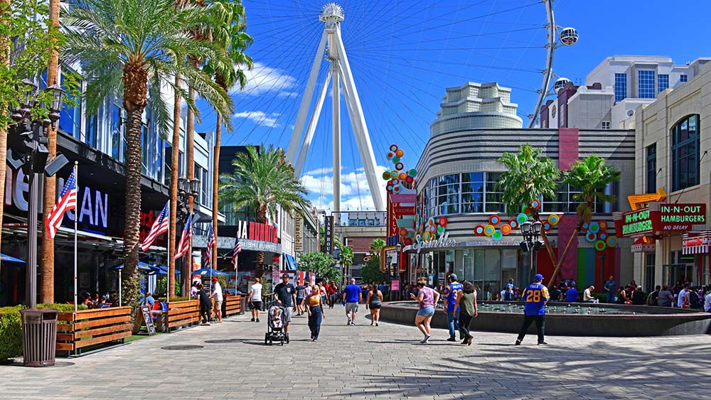 Las Vegas Strip FREE Walking Tour & Map (19 Must-See Stops!) 14 The Linq Promenade is an excellent place to walk and explore