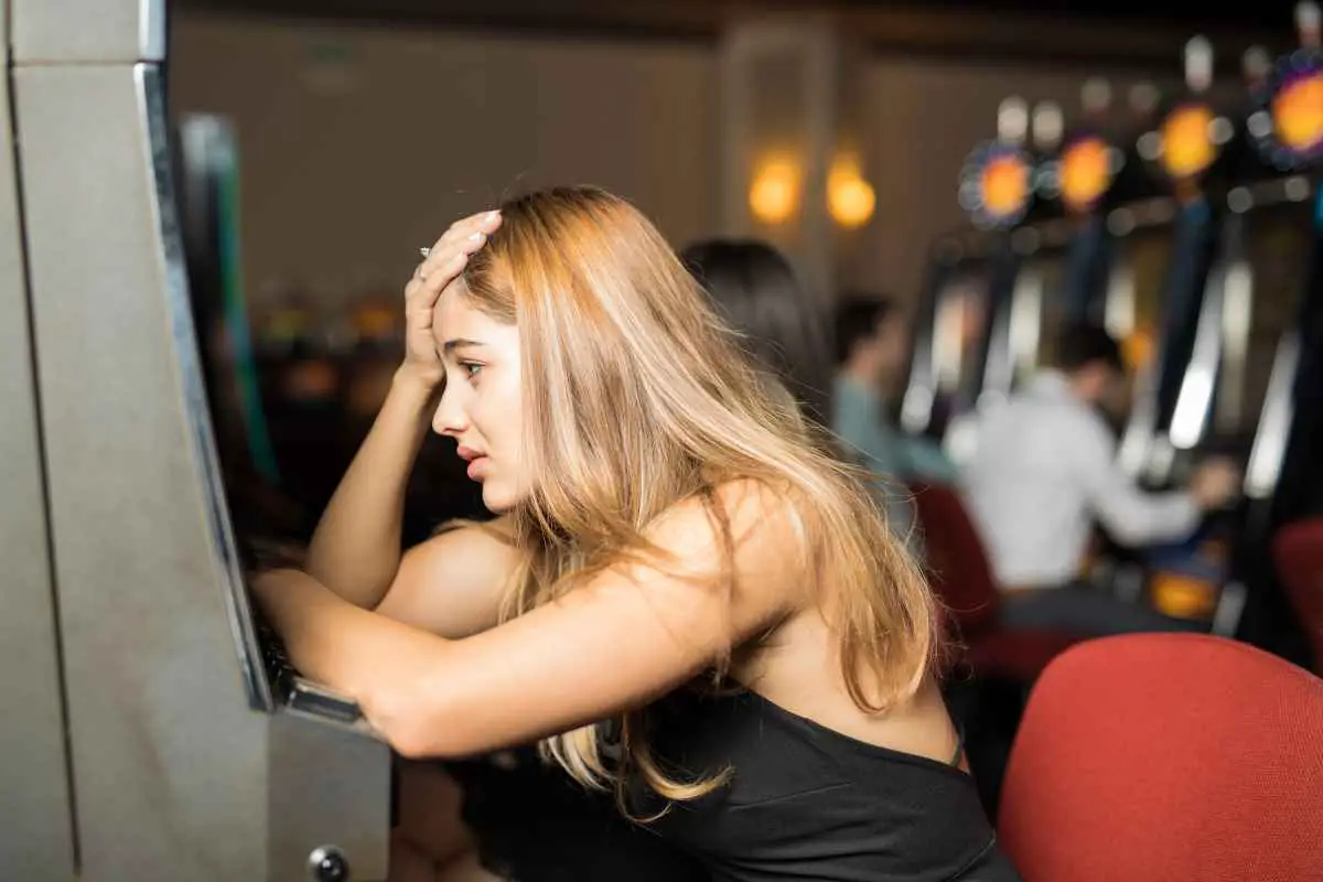 8 Times You Should Never Gamble in Vegas 1 losing gambler