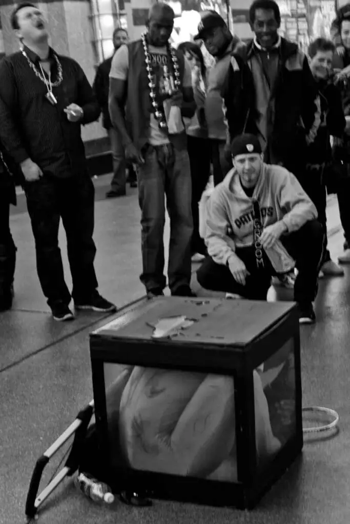 How Much to Tip Vegas Street Performers? (Vegas Tipping) 7 Magician performing in downtown Las Vegas