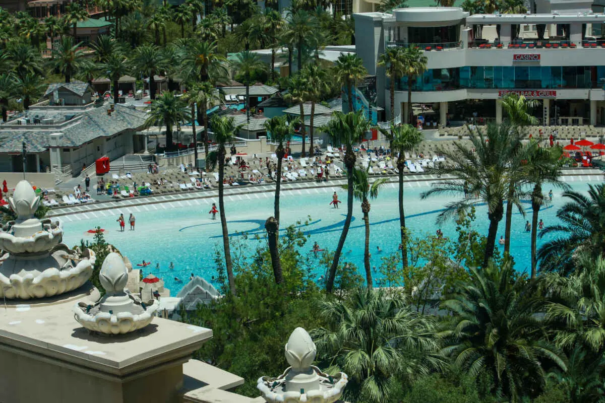 Mandalay Bay Pool: 31 Things You Should Know About The Pools at Mandalay Bay Beach (Las Vegas) 3 Mandalay Bay pool in Las Vegas
