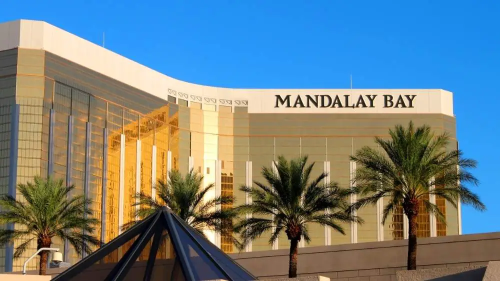 Las Vegas Strip FREE Walking Tour & Map (19 Must-See Stops!) 2 Stop #2 on Las Vegas Strip Walking tour is Mandalay Bay