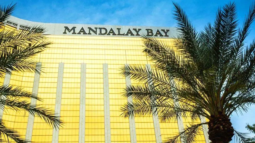 Las Vegas Hotel Comparisons (Which Vegas Hotel is Better?) 33 Mandalay Bay Resort & Casino