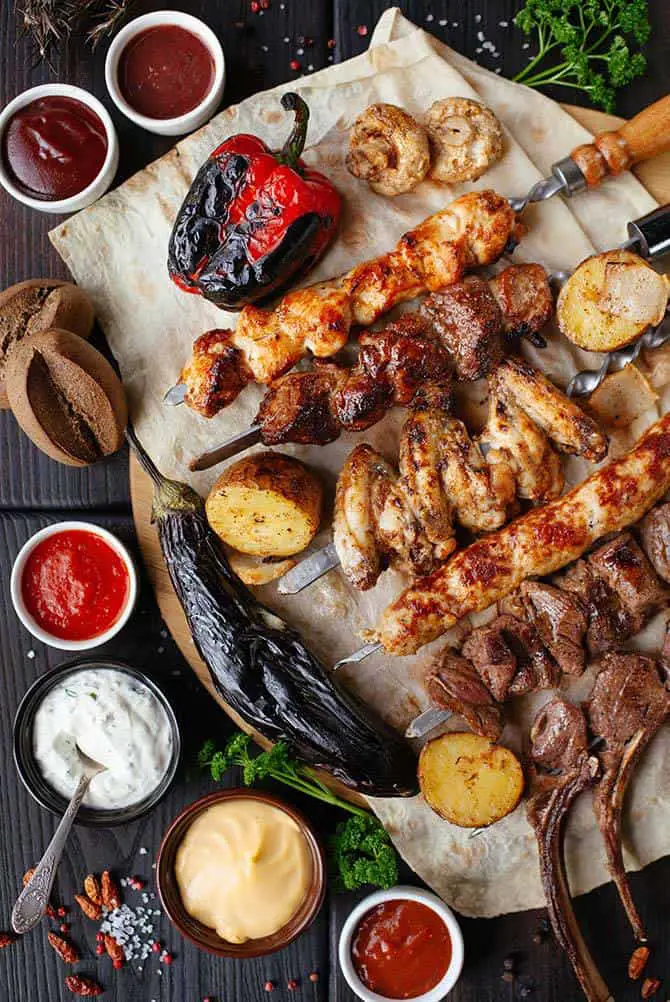 Las Vegas Buffets Currently Open in 2024 (Buffets Open!) 3 Las Vegas buffet prices 2023: A selection of meats at a Vegas buffet.