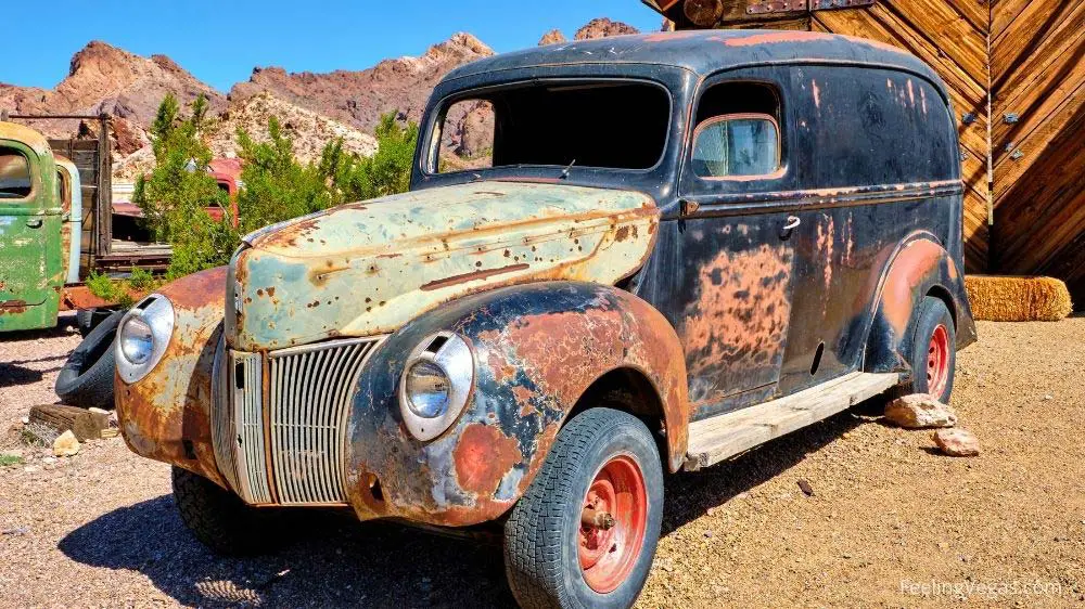16 Best Day Trips from Las Vegas (Ultimate Guide & Map) 10 Antique car rusts in Nelson Ghost Town near Las Vegas