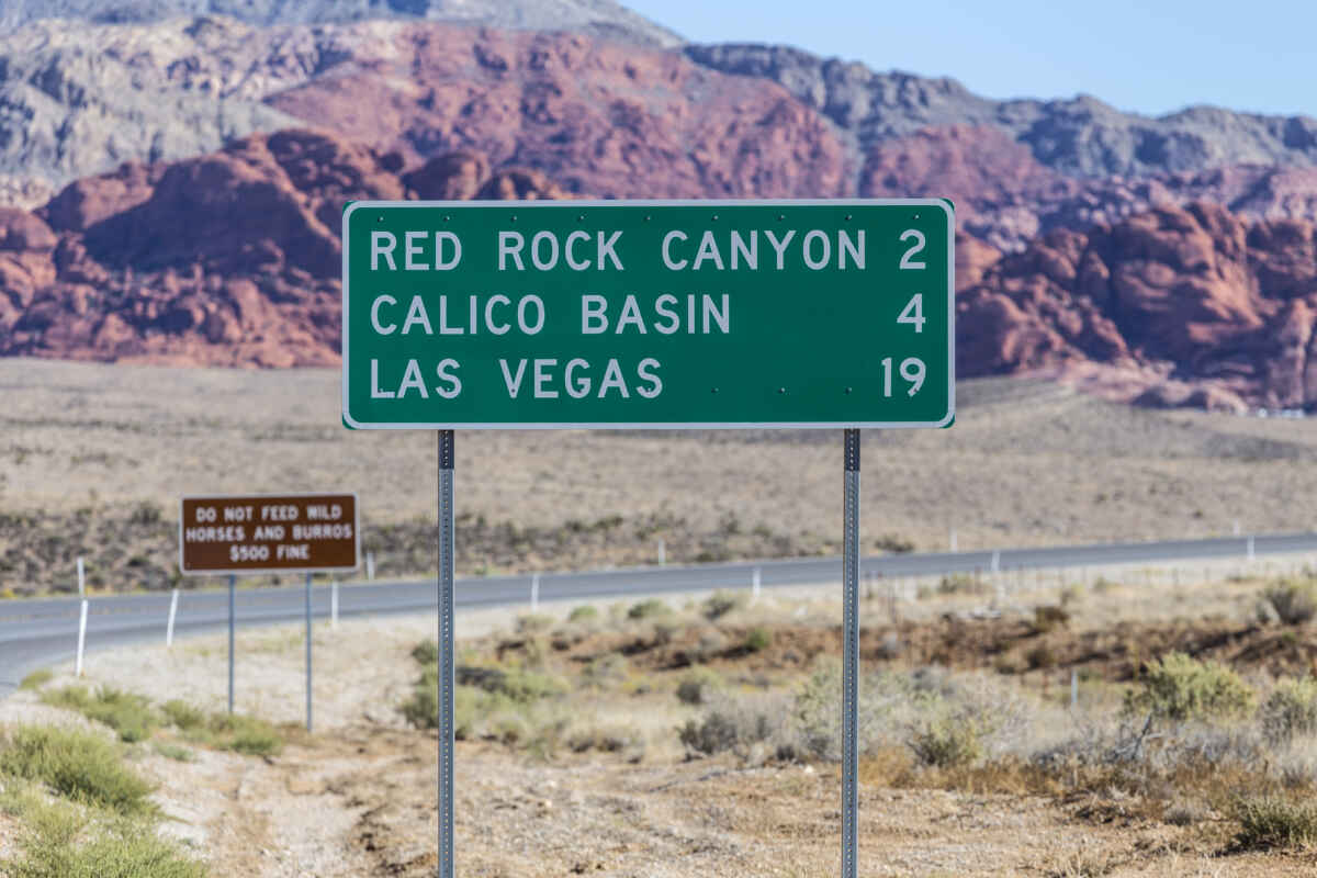 Getting to Red Rock Canyon From Las Vegas (Stops & Hikes) 3 On the Way to Red Rock Canyon