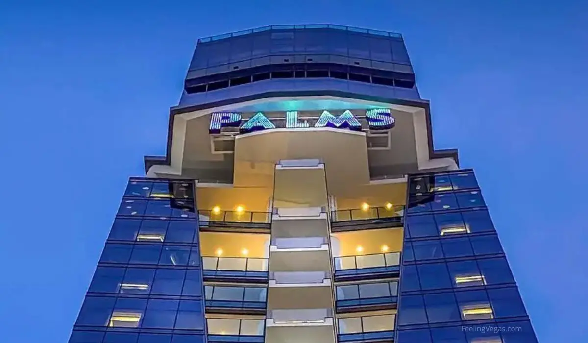 Las Vegas Hotel Comparisons (Which Vegas Hotel is Better?) 45 Palms Casino Resort Las Vegas
