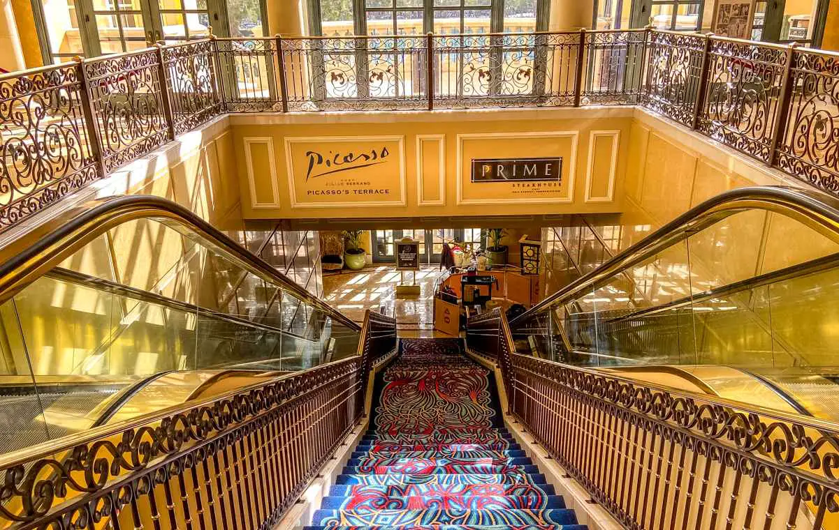 15+ Las Vegas Restaurants with Views of Bellagio Fountains 7 prime steakhouse and picasso at bellagio