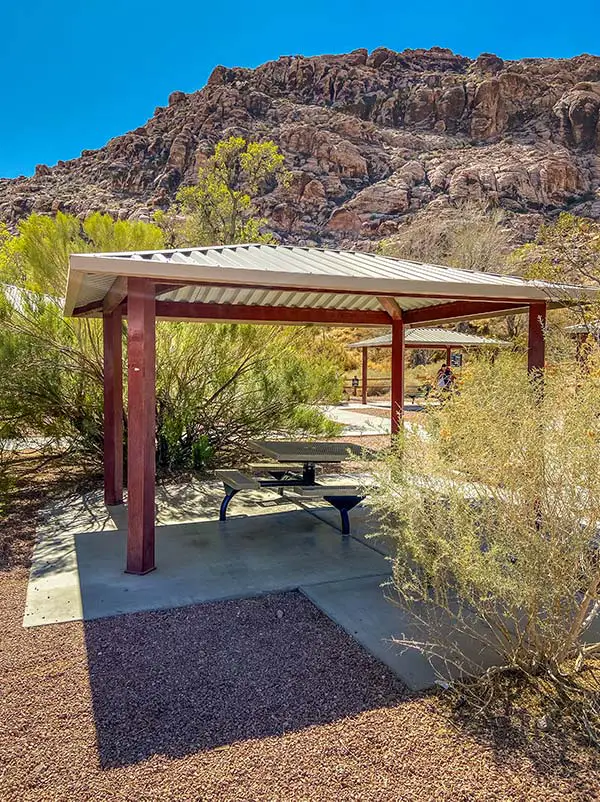Red Spring Boardwalk & Picnic Area Las Vegas (w/Pictures) 6 The Red Spring picnic area has several covered picnic tables.
