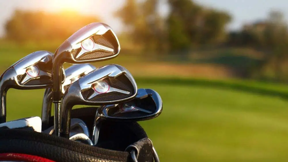 Renting Golf Clubs in Las Vegas (Cost & Where To Rent) 1 Renting golf clubs in Las Vegas. Where to rent and how much?