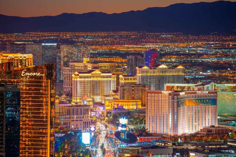How to Experience Luxury in Las Vegas Without Breaking the Bank