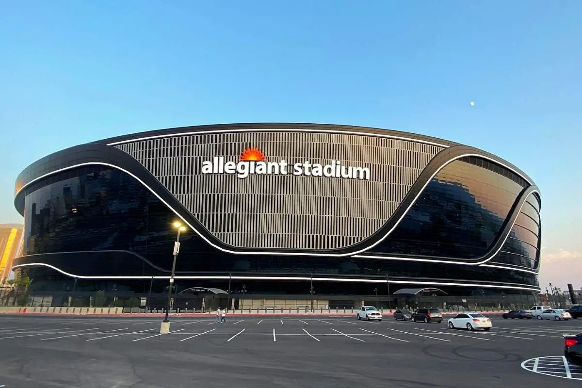How to Be a Las Vegas Insider: Secrets from the Locals 13 Allegiant Stadium: Can you tour Las Vegas Raiders stadium