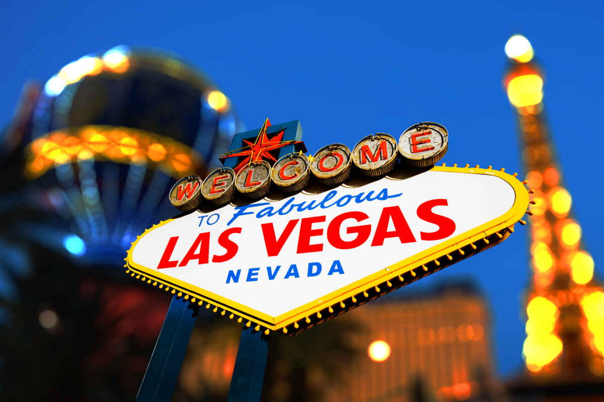 Two Las Vegas Superstars Announce Their Residency Returns! 1 Two Vegas Residencies Extended