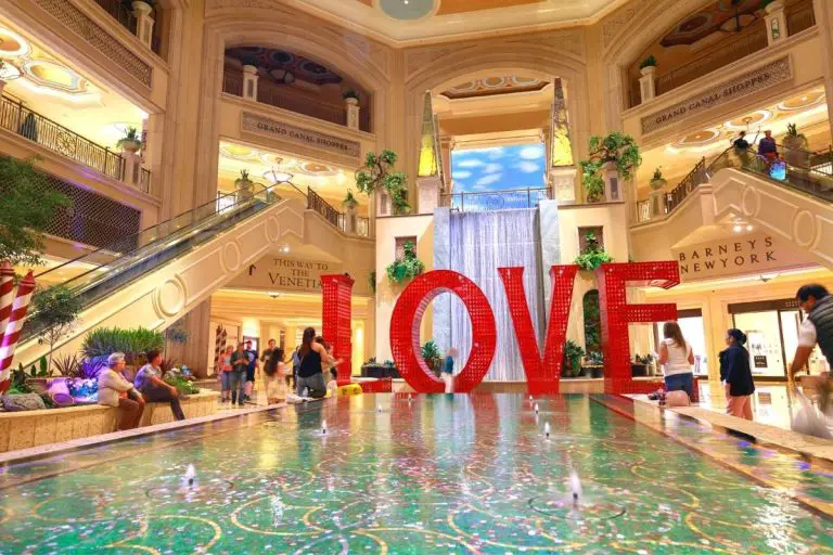 Does The Venetian Las Vegas have a buffet