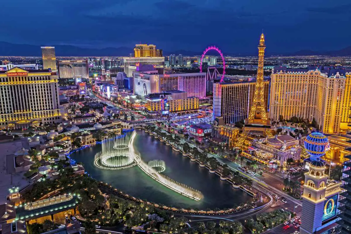 The 16 Best Las Vegas Shows in 2024 9 Planning Your Visit to the Las Vegas Strip