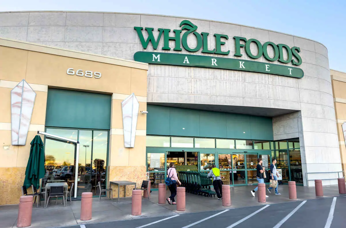 10 Grocery Stores on The Las Vegas Strip (Grocery Store Map) 3 whole foods near las vegas strip
