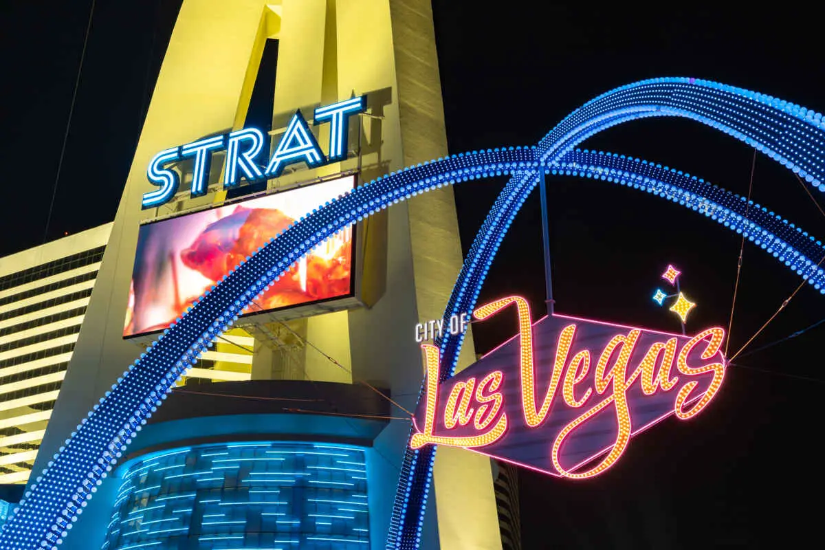 Why Is The STRAT Hotel So Cheap? (Stratosphere Hotel) 1 Why Is The STRAT Hotel So Cheap